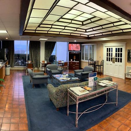 Rodeway Inn And Suites ポーツマス エクステリア 写真