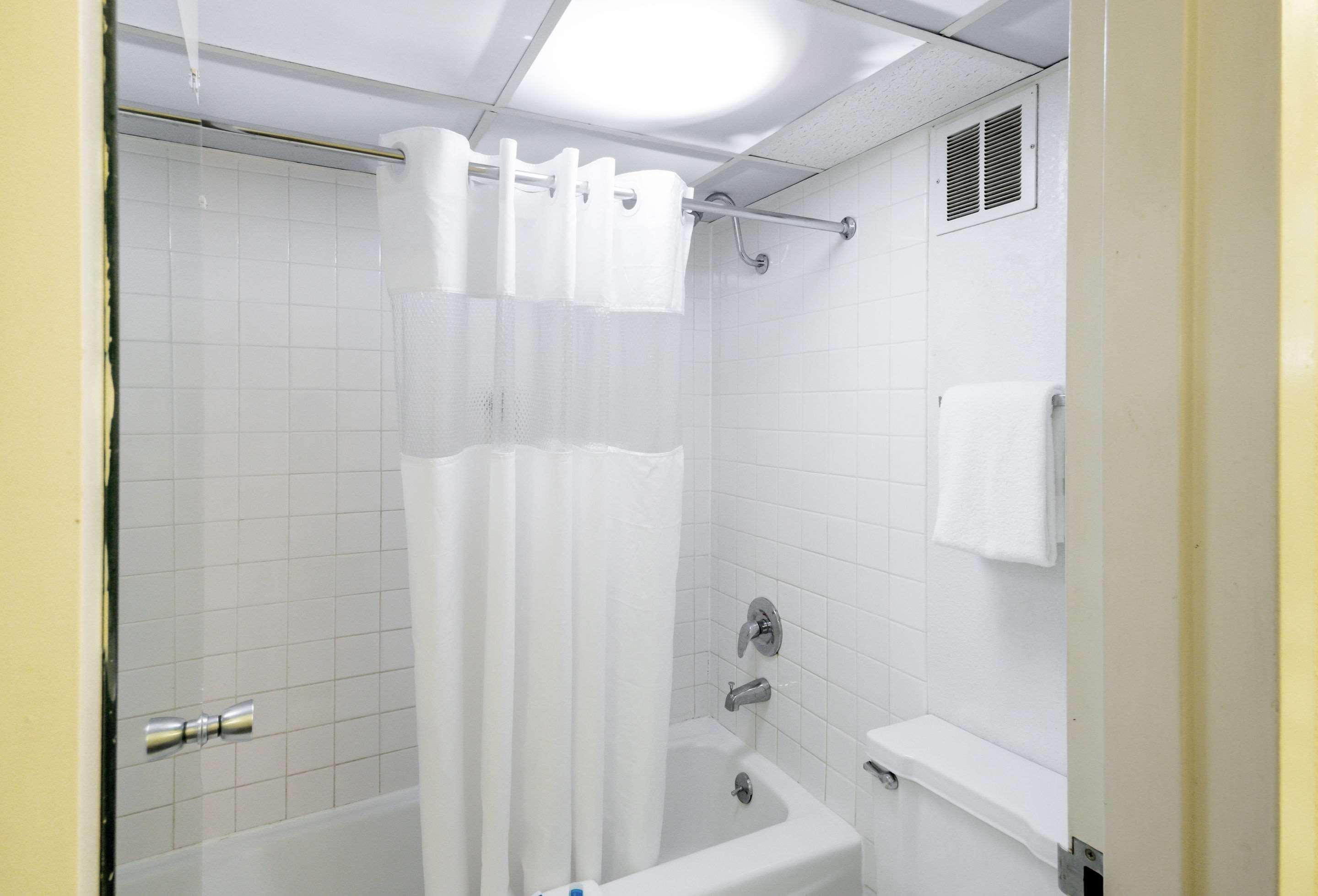 Rodeway Inn And Suites ポーツマス エクステリア 写真