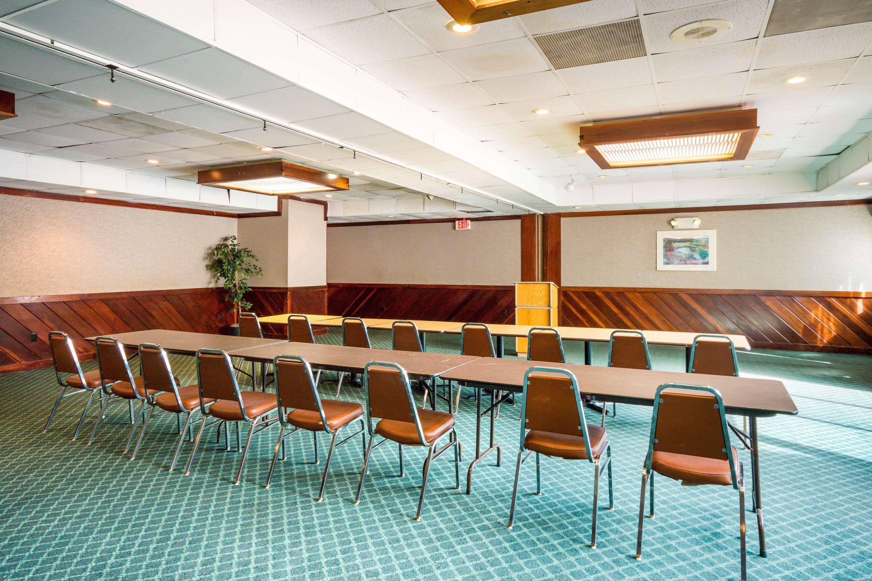 Rodeway Inn And Suites ポーツマス エクステリア 写真