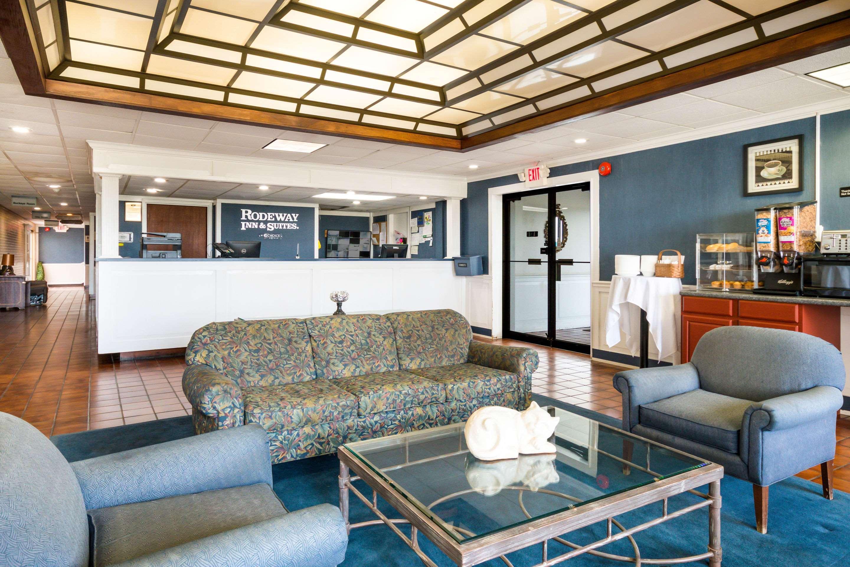 Rodeway Inn And Suites ポーツマス エクステリア 写真